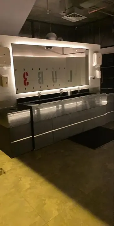 Club 35 – Fitness Center image 9